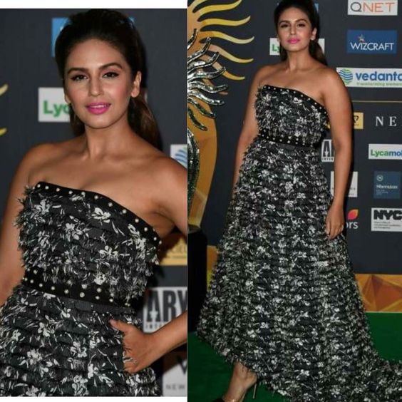 Huma Qureshi in a low high gown, IIFA Rocks'17