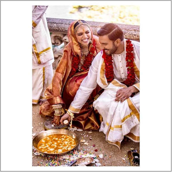 Deepike Ranveer Wedding photo wearing red kanjeevaram saree blog on datetheramp.com